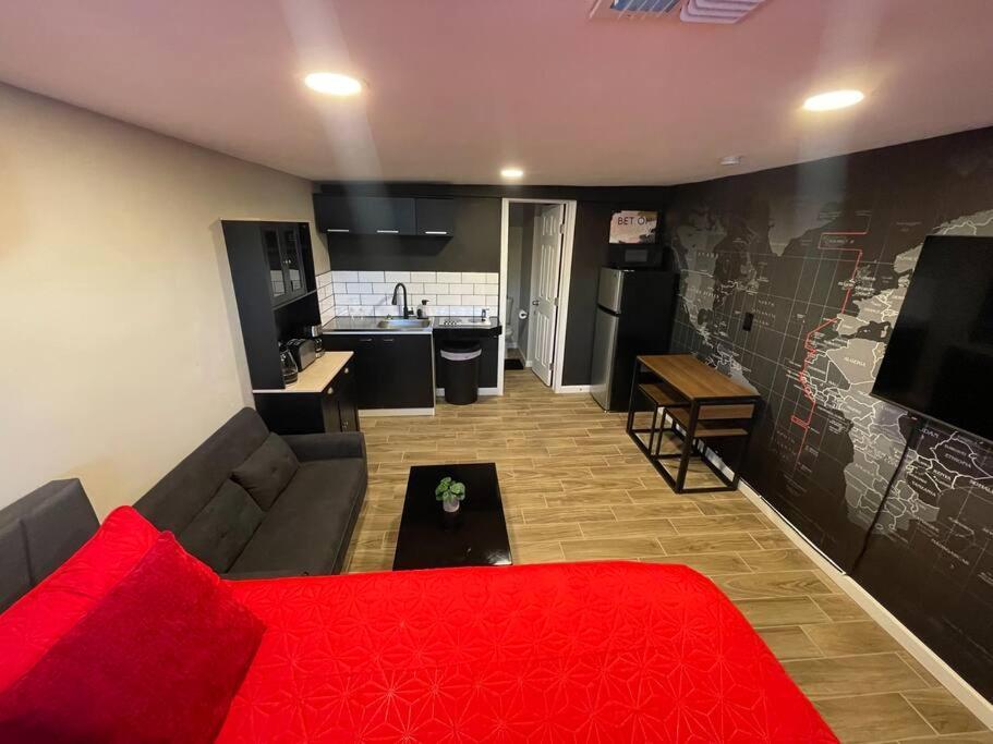 New Midtown Modern Studio With Backyard ฟีนิกซ์ ภายนอก รูปภาพ