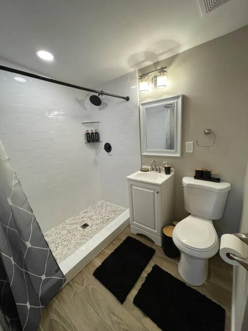 New Midtown Modern Studio With Backyard ฟีนิกซ์ ภายนอก รูปภาพ